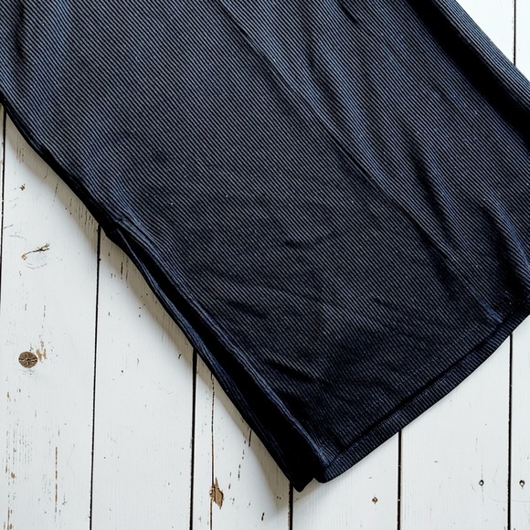 Old Navy Ribbed Black Midi Dress Size Large Sleeveless Bodycon Casual Minimalist - Picture 4 of 8